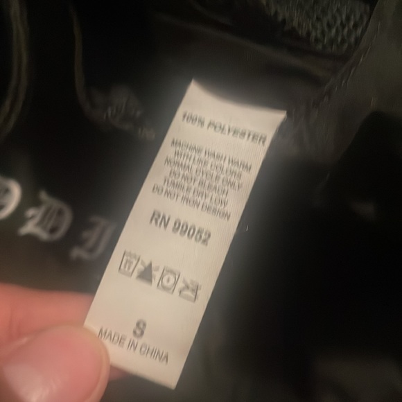 Black Women Cropped Windbreaker Riddim ! - Picture 2 of 2